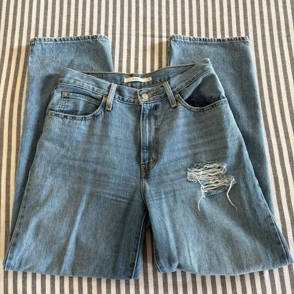 Levi’s 94’ Baggy Jeans Size 28